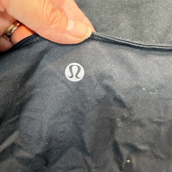 Lululemon Tank Top Womens Size 6 Black Cross Back Athletic Yoga Workout - Picture 6 of 7